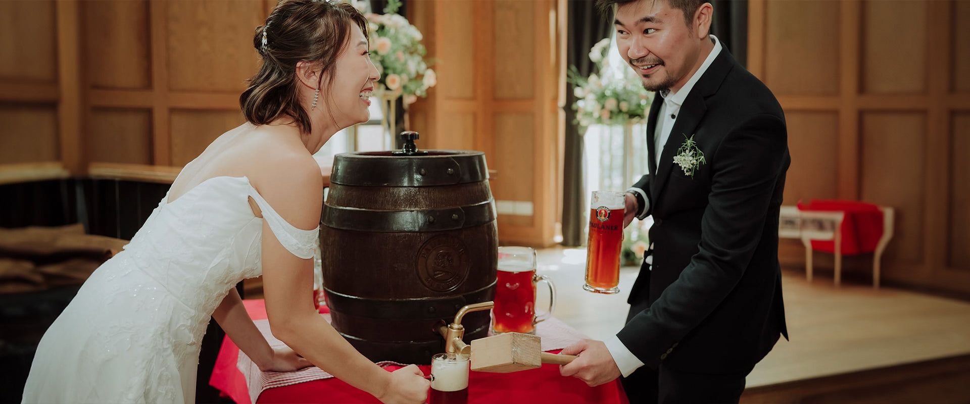 wedding at Paulaner Brauhaus Singapore img